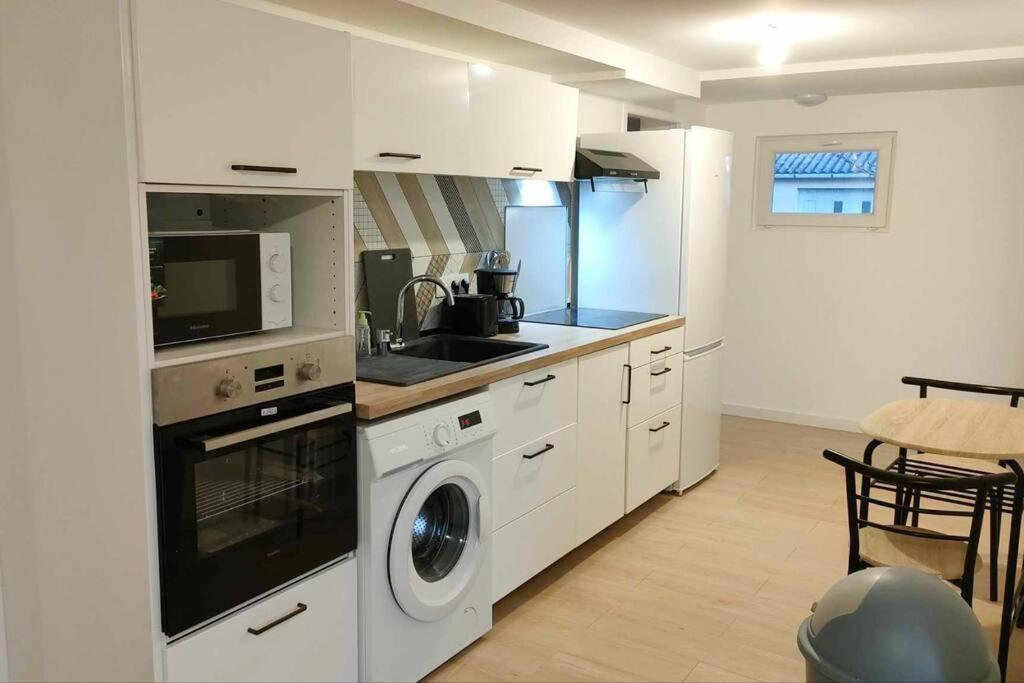 Appartement Cosy 2 Chambres Avec Jardin Les Ponts-de-Ce Exterior photo