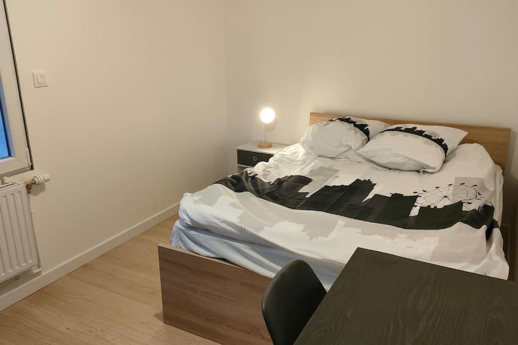 Appartement Cosy 2 Chambres Avec Jardin Les Ponts-de-Ce Exterior photo
