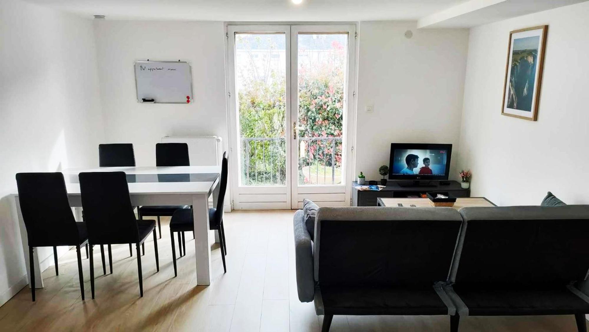 Appartement Cosy 2 Chambres Avec Jardin Les Ponts-de-Ce Exterior photo
